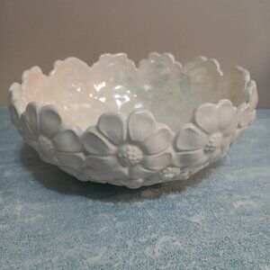 Vintage Art Pottery Daisy Decorated Centerpiece/Serving Bowl-Raised Design